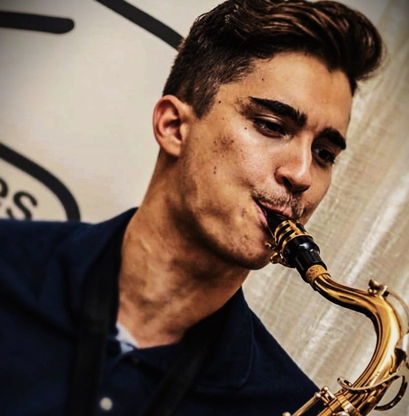 Justo González